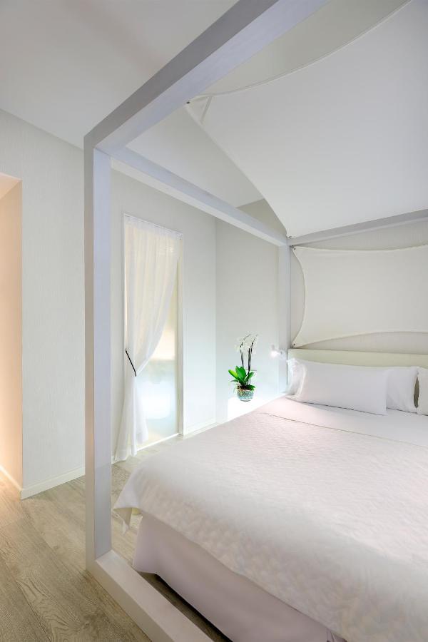 Blanco Hotel Formentera Es Pujols Exterior foto